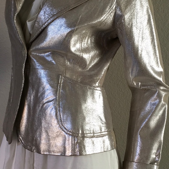 NWOT Pearl/ Silver Metallic Genuine Leather Blazer - Picture 2 of 8